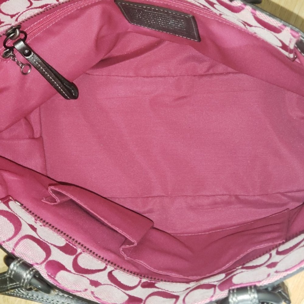Authentic Coach Patchwork handbag - Picture 2 of 2